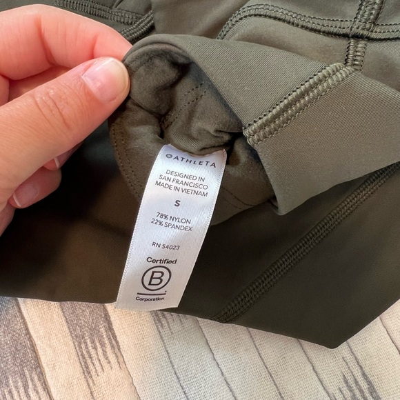 Athleta Rainer High Rise Legging - Picture 4 of 5